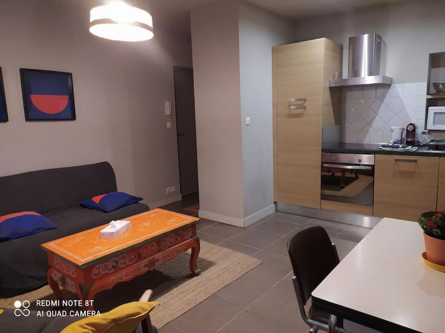 Bel Appartement Dans Centre Historique Avignon Extérieur photo