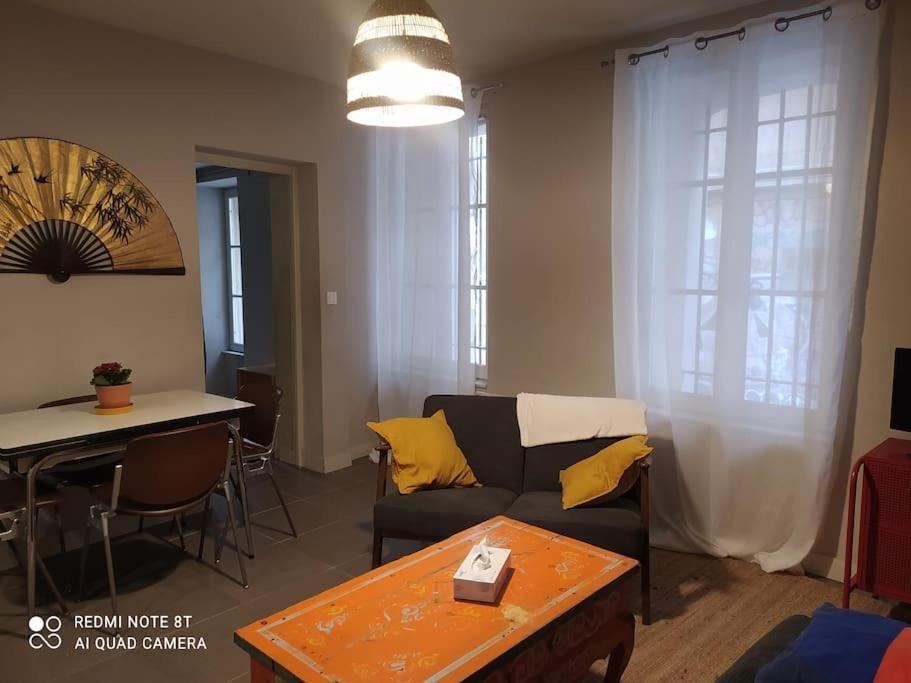 Bel Appartement Dans Centre Historique Avignon Extérieur photo
