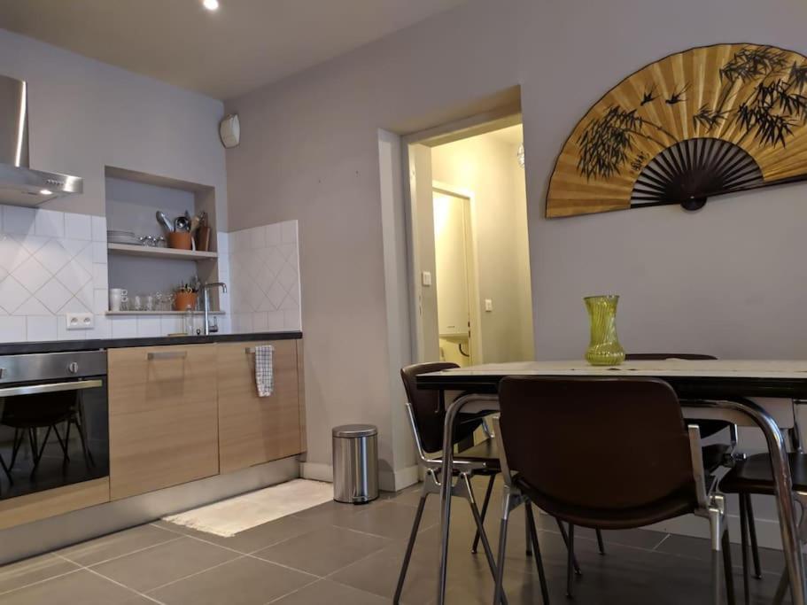 Bel Appartement Dans Centre Historique Avignon Extérieur photo